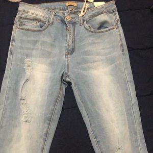 cute stretchy women’s jeans